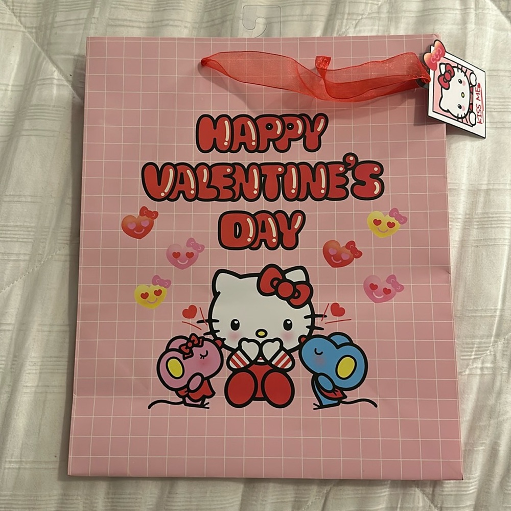 Hello Kitty valentines day gift bag